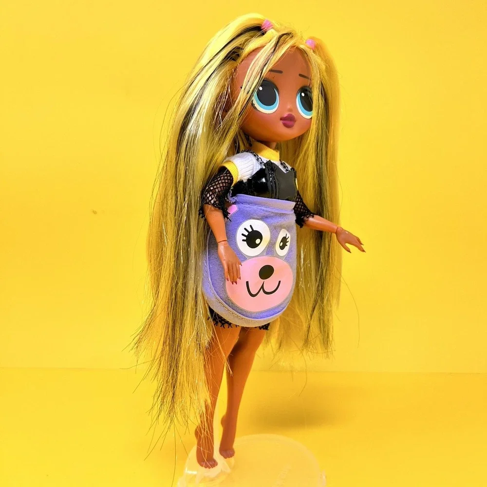 LOL Surprise OMG ALT GRRRL Doll MGA 2019 with Long Yellow Highlighted Hair 9in.